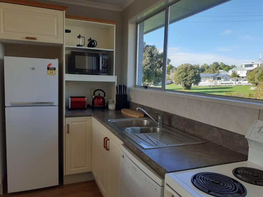 3 Bedroom Holiday Home In Prime Kaikoura Location! מראה חיצוני תמונה